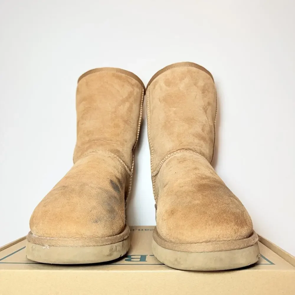 UGG Classic Short II Boots Women's Size 10 Chestnut Suede Sheepskin Winter Brown